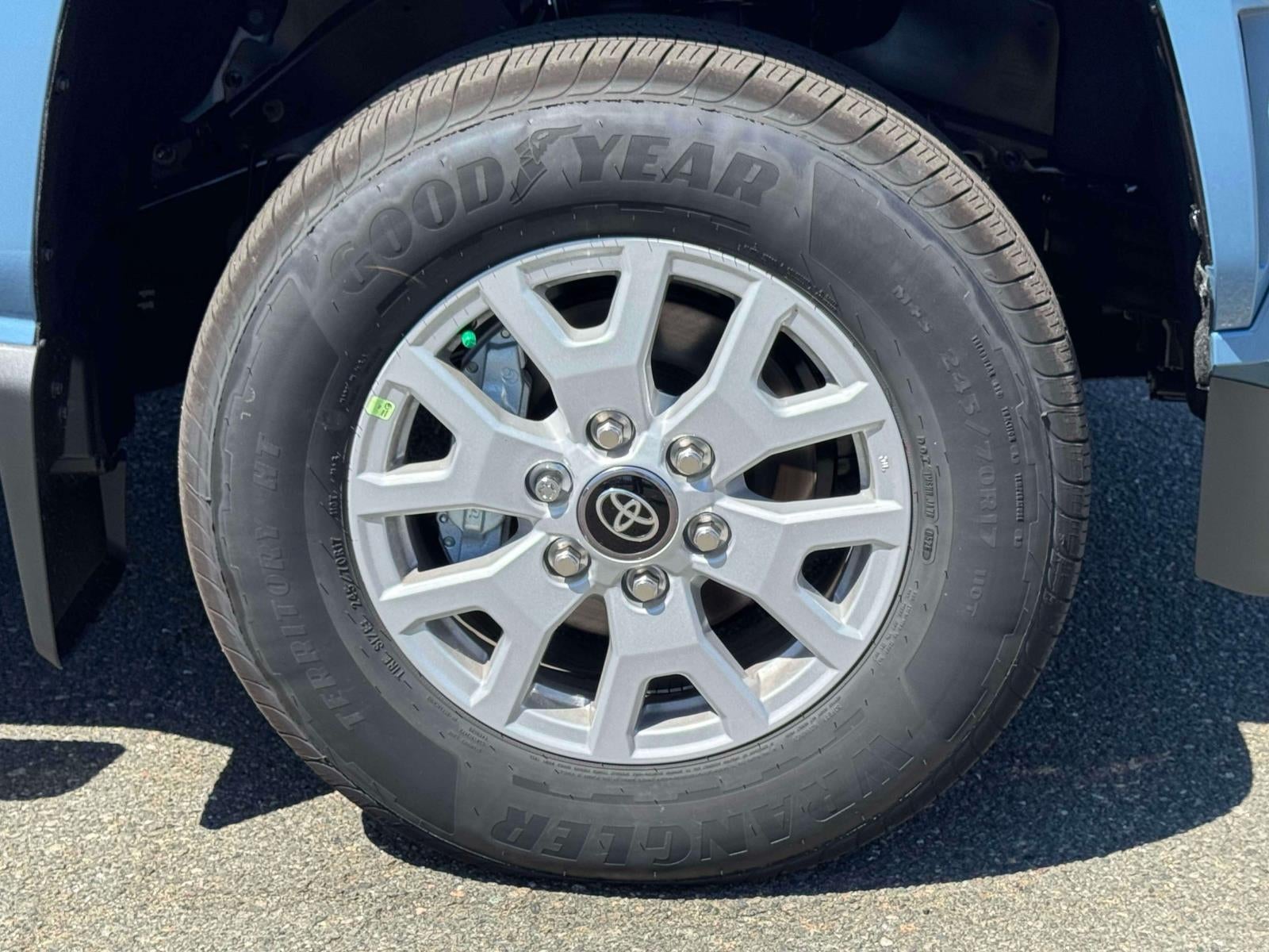 2026 Toyota Tacoma 4WD SR5