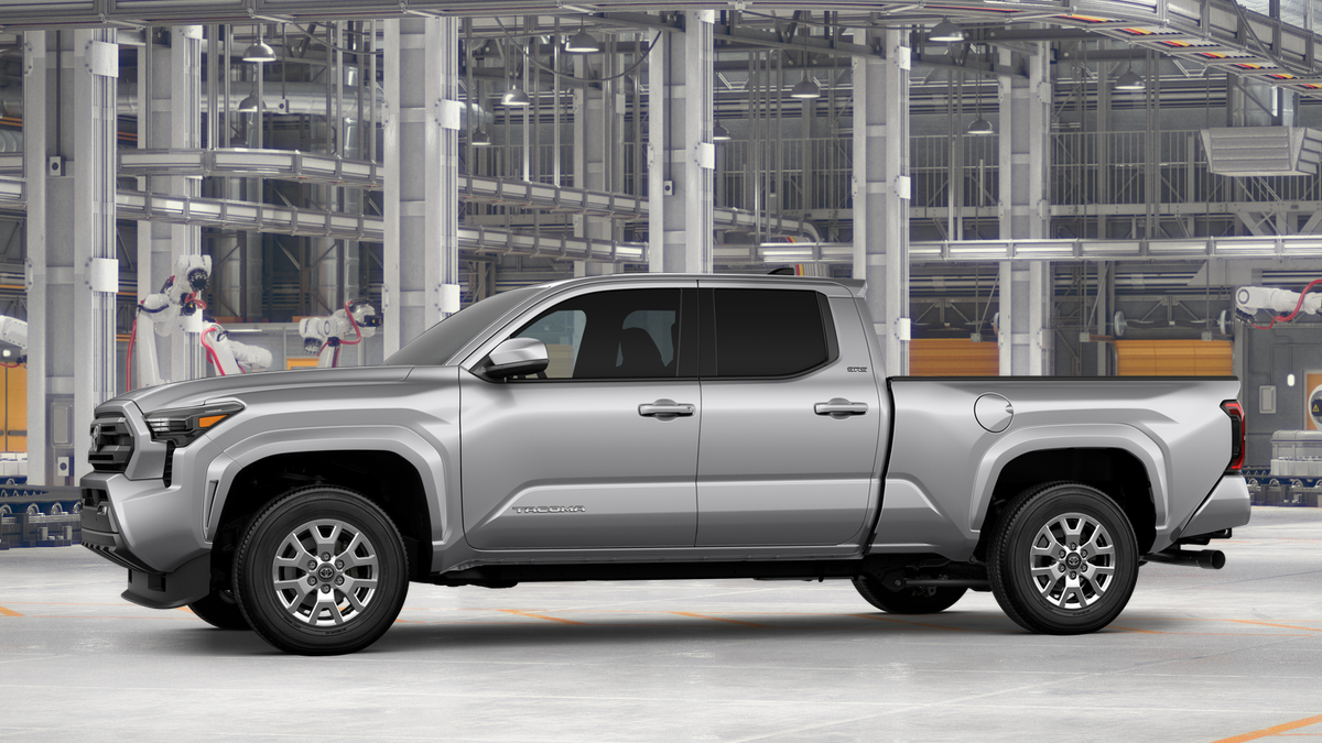 2026 Toyota Tacoma 4WD SR5