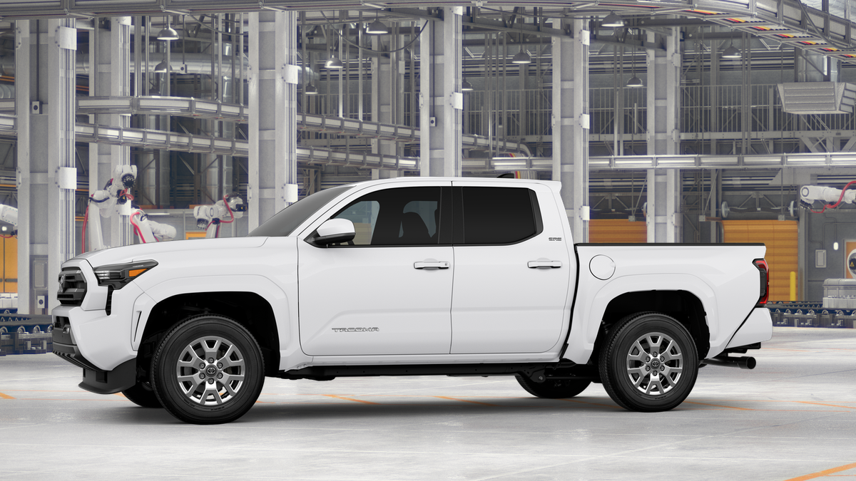 2026 Toyota Tacoma 4WD SR5