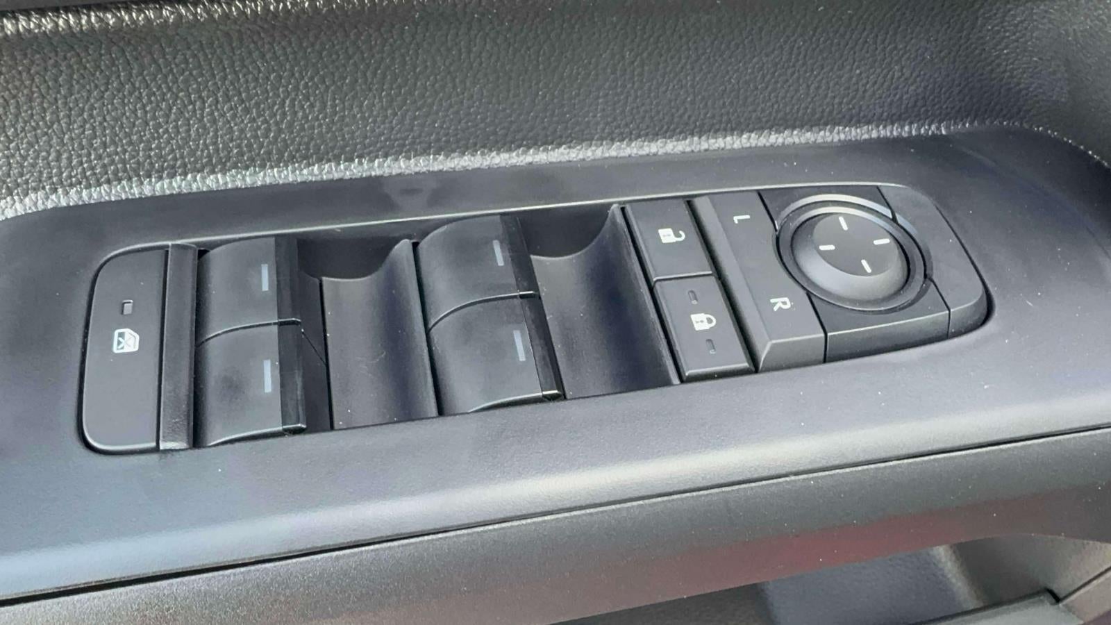 2026 Toyota Tacoma 4WD SR5