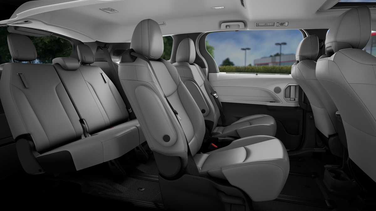 2025 Toyota Sienna XLE