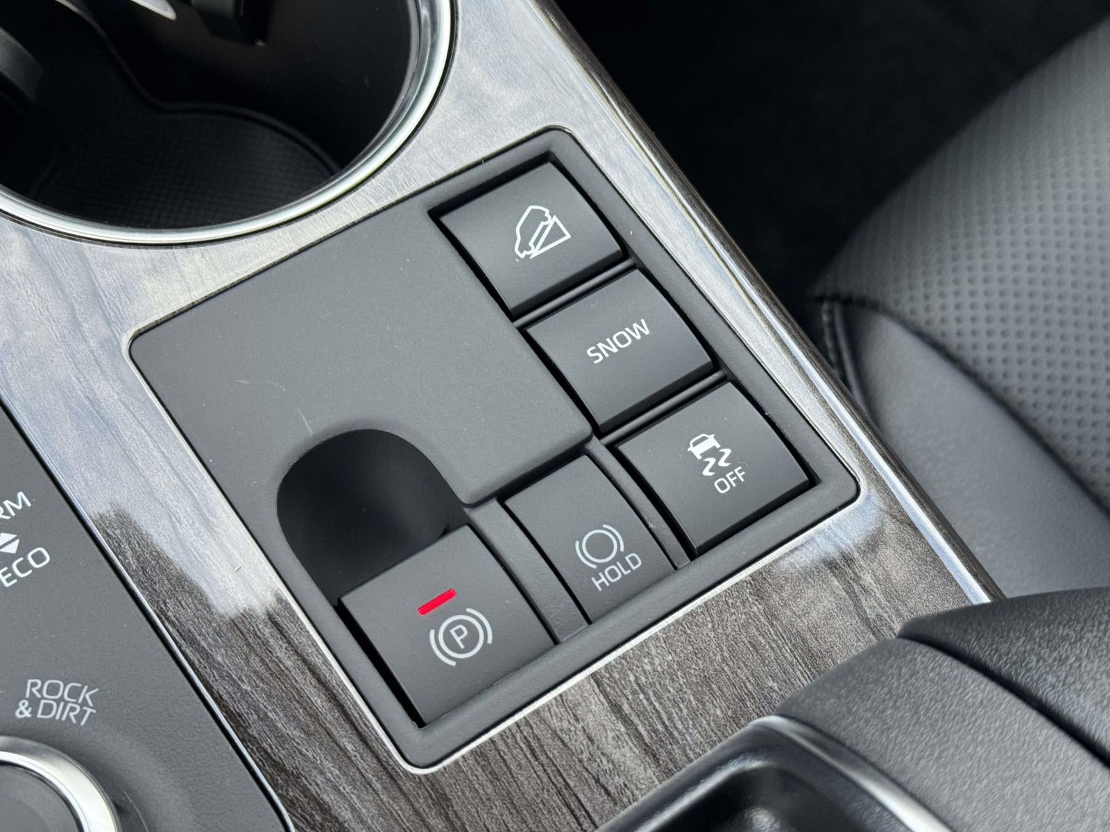 2025 Toyota Highlander Platinum