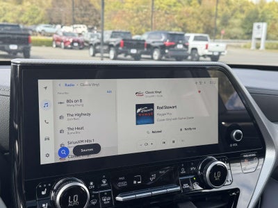 2025 Toyota Highlander Platinum