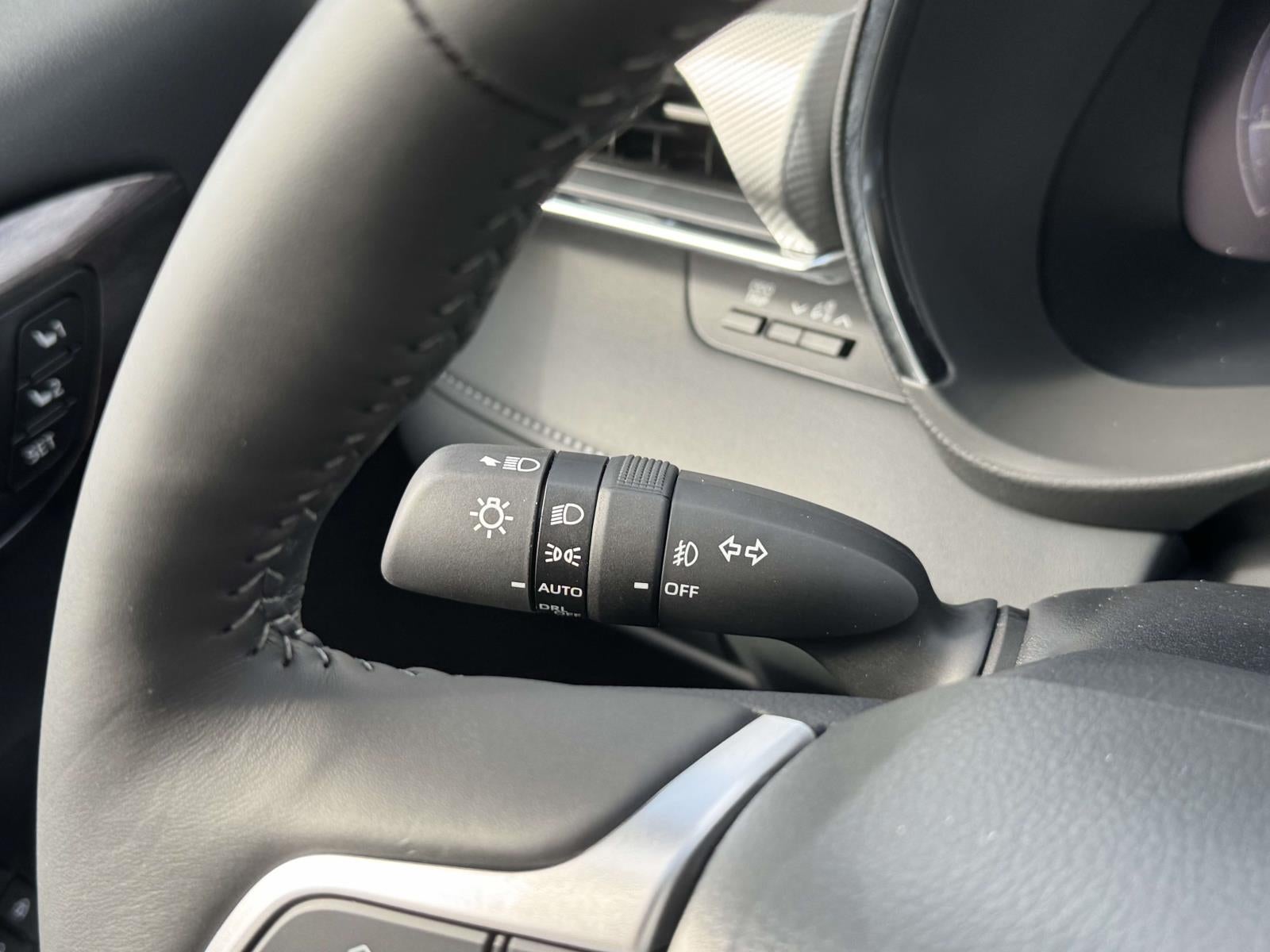 2025 Toyota Highlander Platinum