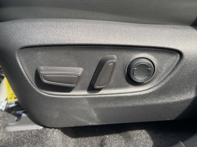 2025 Toyota Highlander Platinum