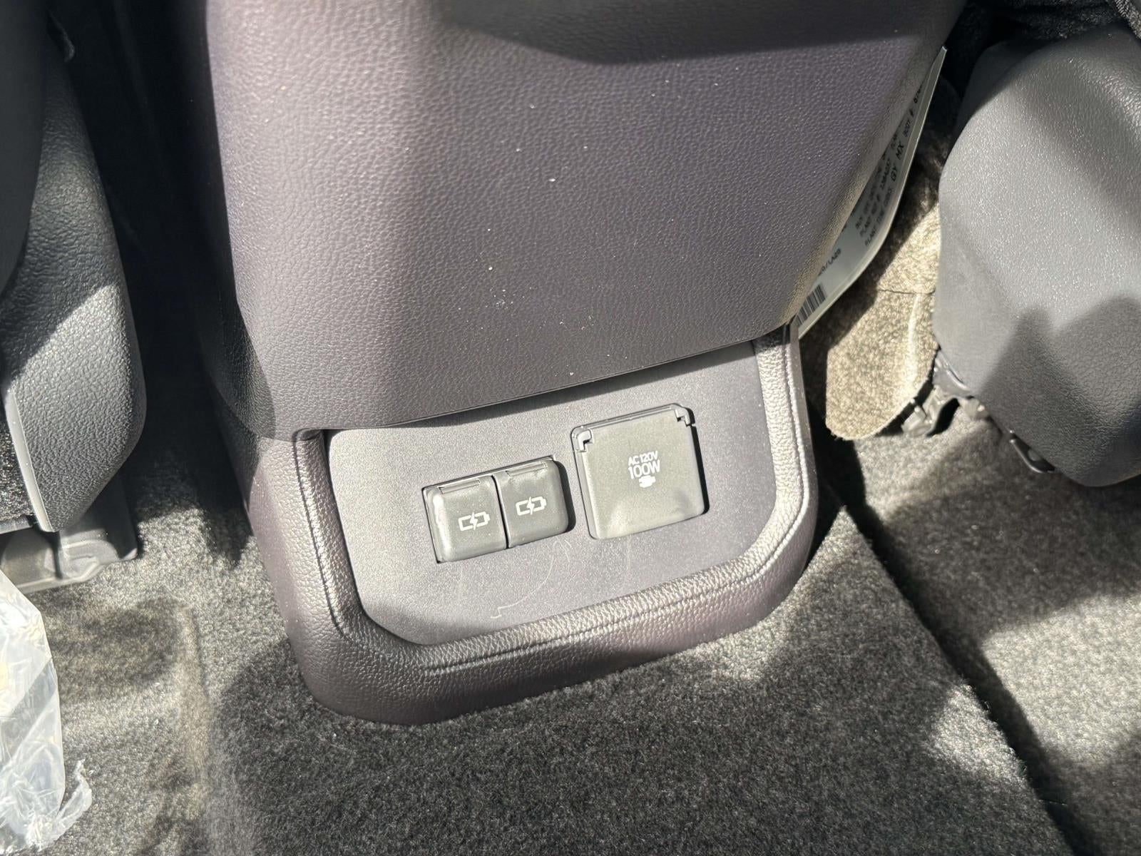 2025 Toyota Highlander Platinum