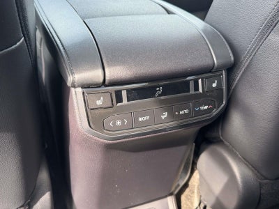 2025 Toyota Highlander Platinum