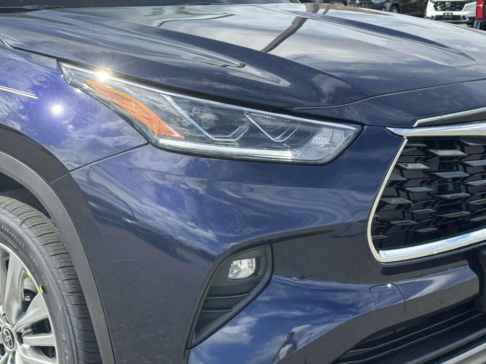 2025 Toyota Highlander Platinum