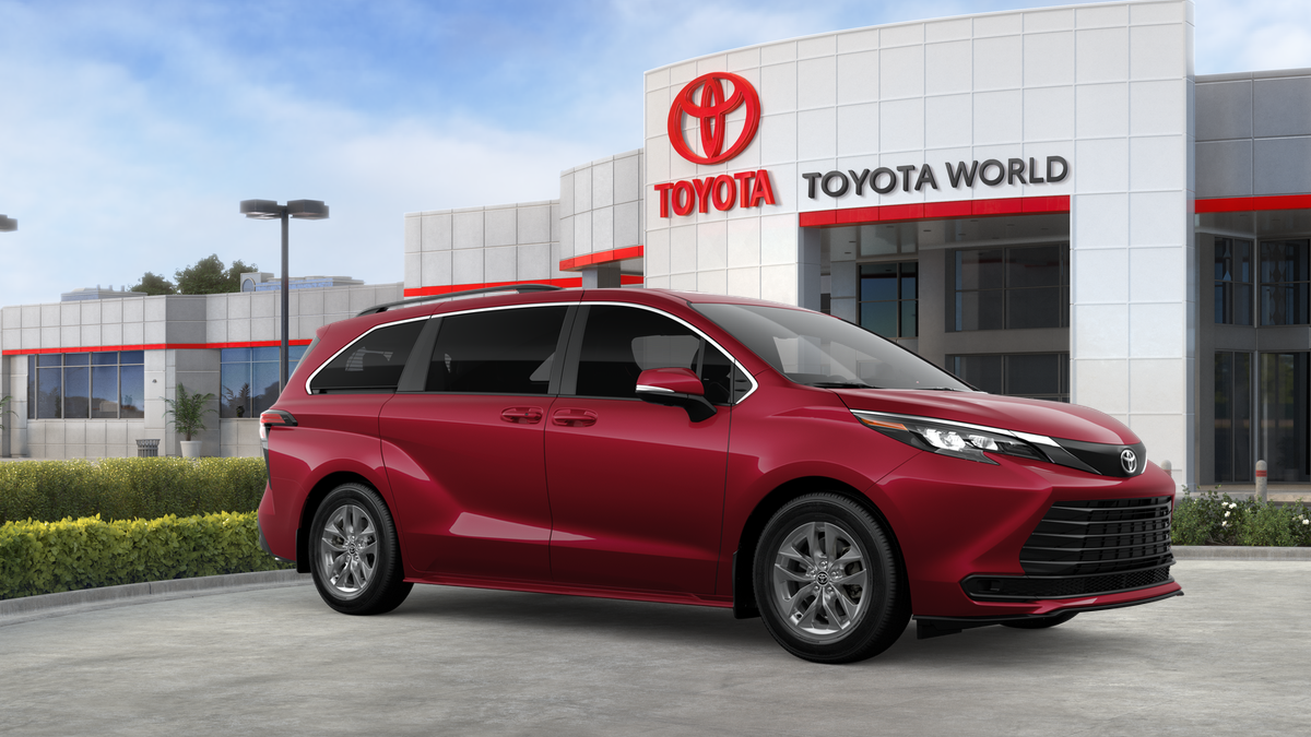 2026 Toyota Sienna LE