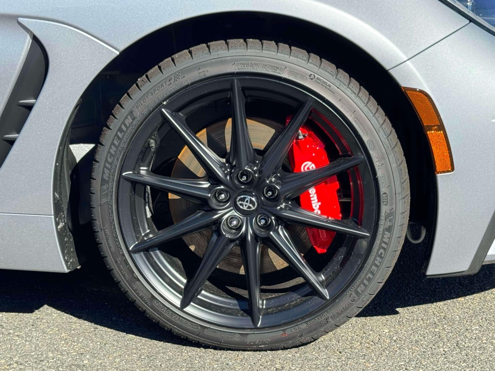 2026 Toyota GR86 Premium MT