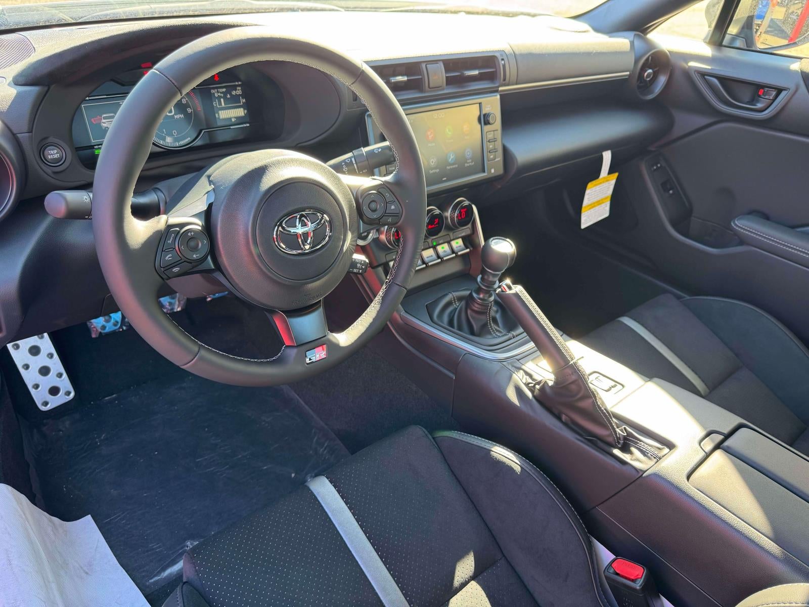 2026 Toyota GR86 Premium MT