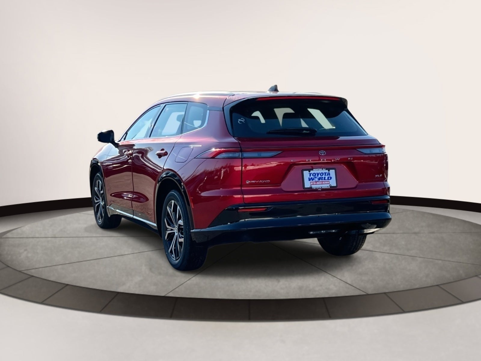 2025 Toyota Crown Signia XLE