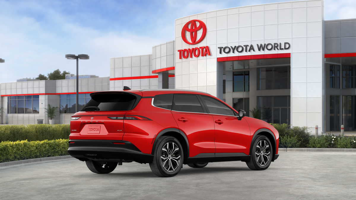 2025 Toyota Crown Signia XLE