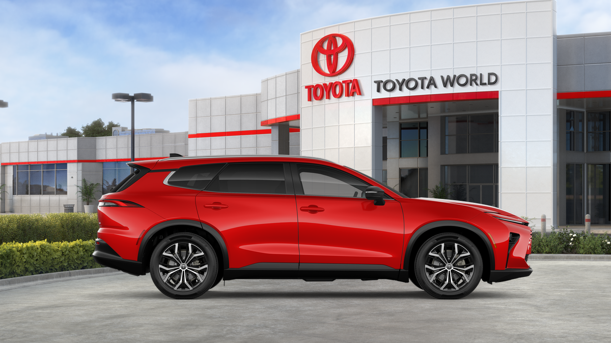 2025 Toyota Crown Signia XLE