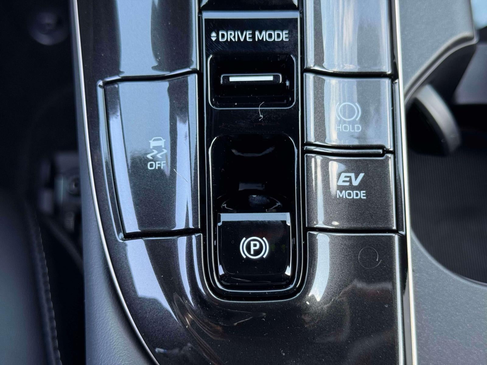 2026 Toyota Crown Signia XLE