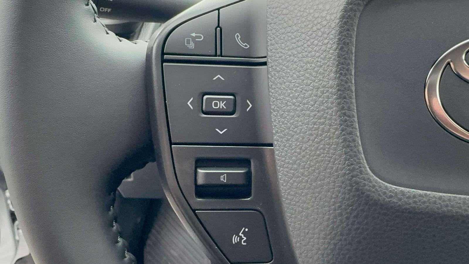 2026 Toyota Prius LE AWD