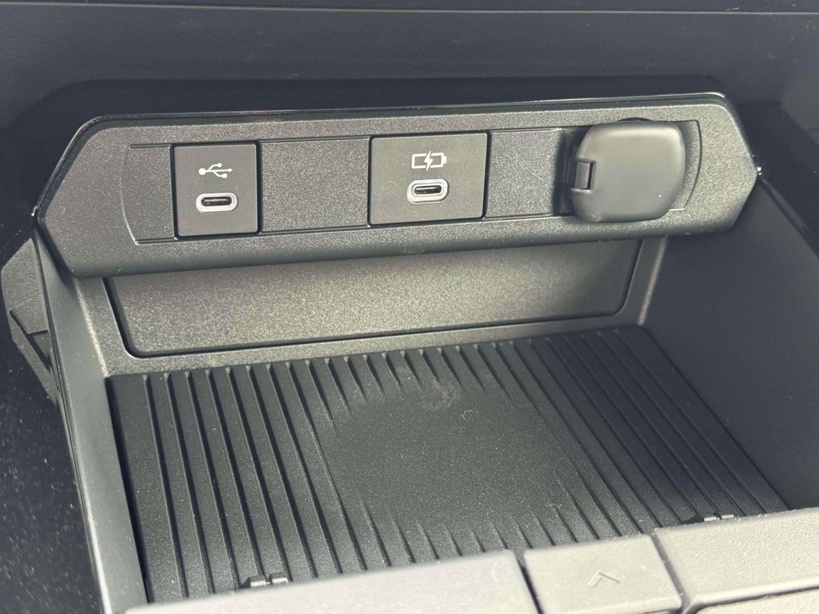 2026 Toyota Prius LE AWD