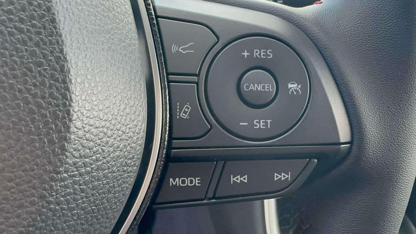 2025 Toyota RAV4 Plug-In Hybrid SE