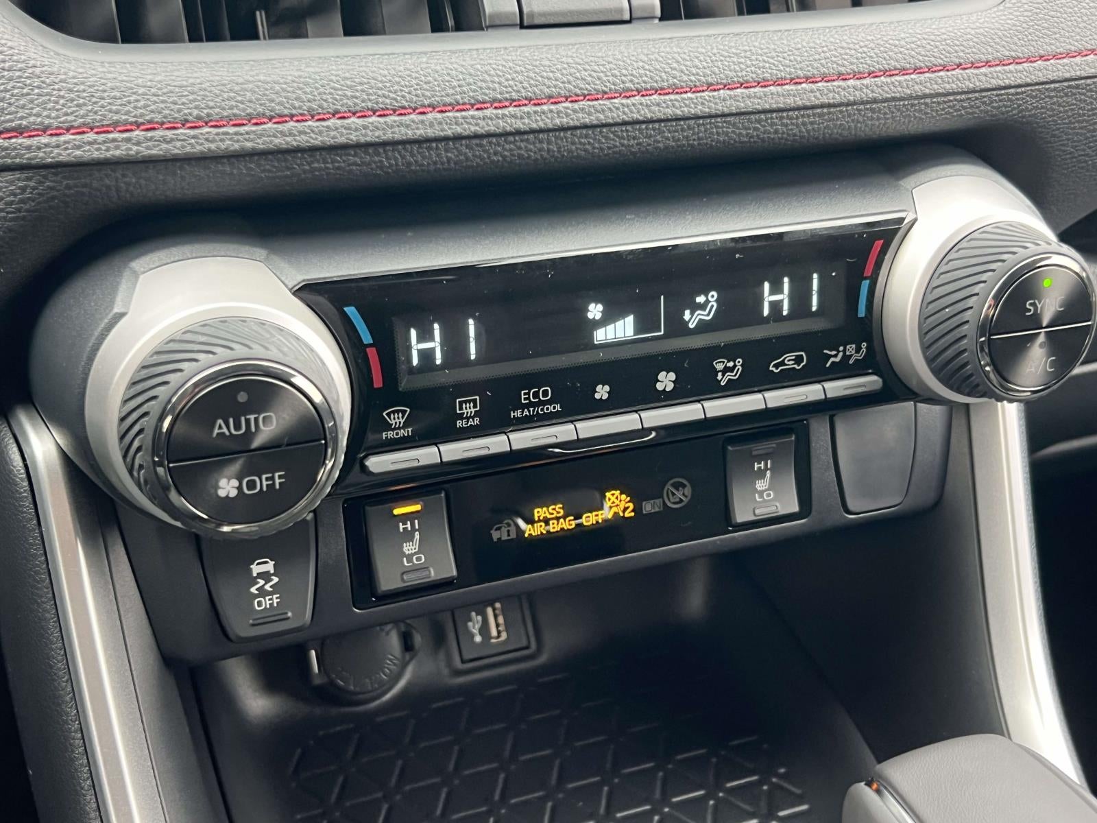 2025 Toyota RAV4 Plug-In Hybrid SE