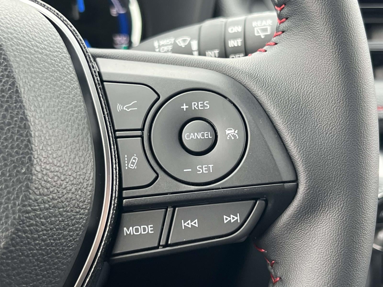 2025 Toyota RAV4 Plug-In Hybrid SE