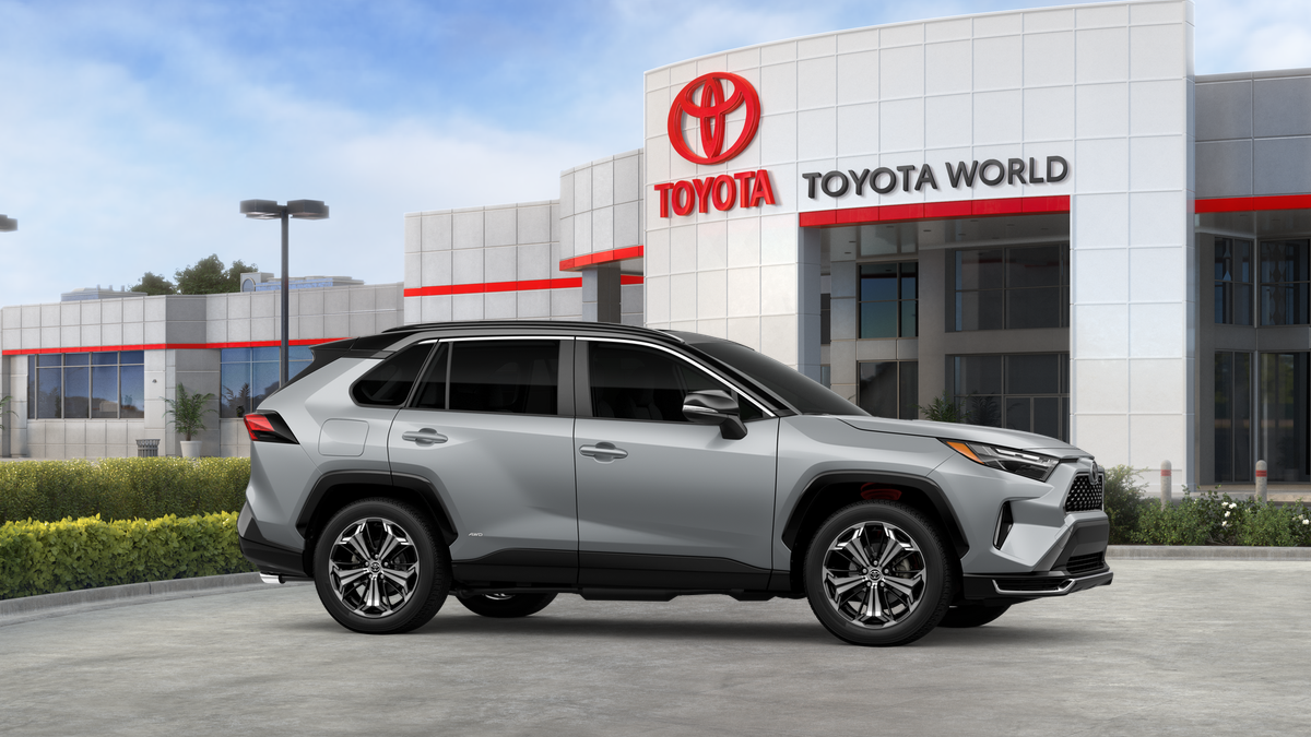 2025 Toyota RAV4 Plug-In Hybrid XSE