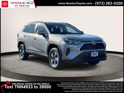 2025 Toyota RAV4 LE