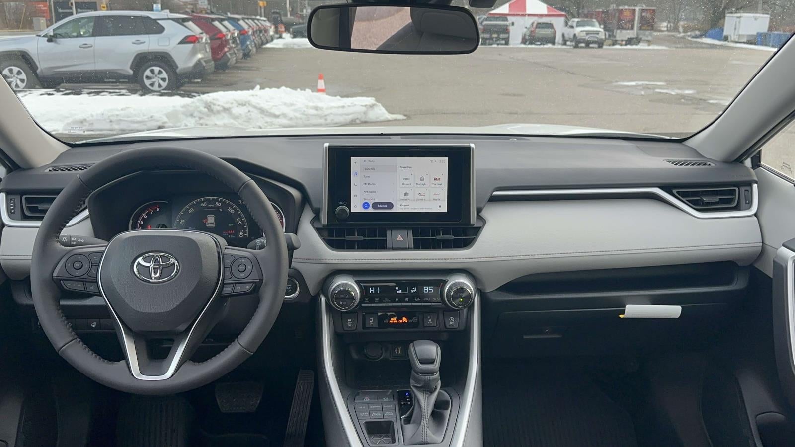 2025 Toyota RAV4 XLE