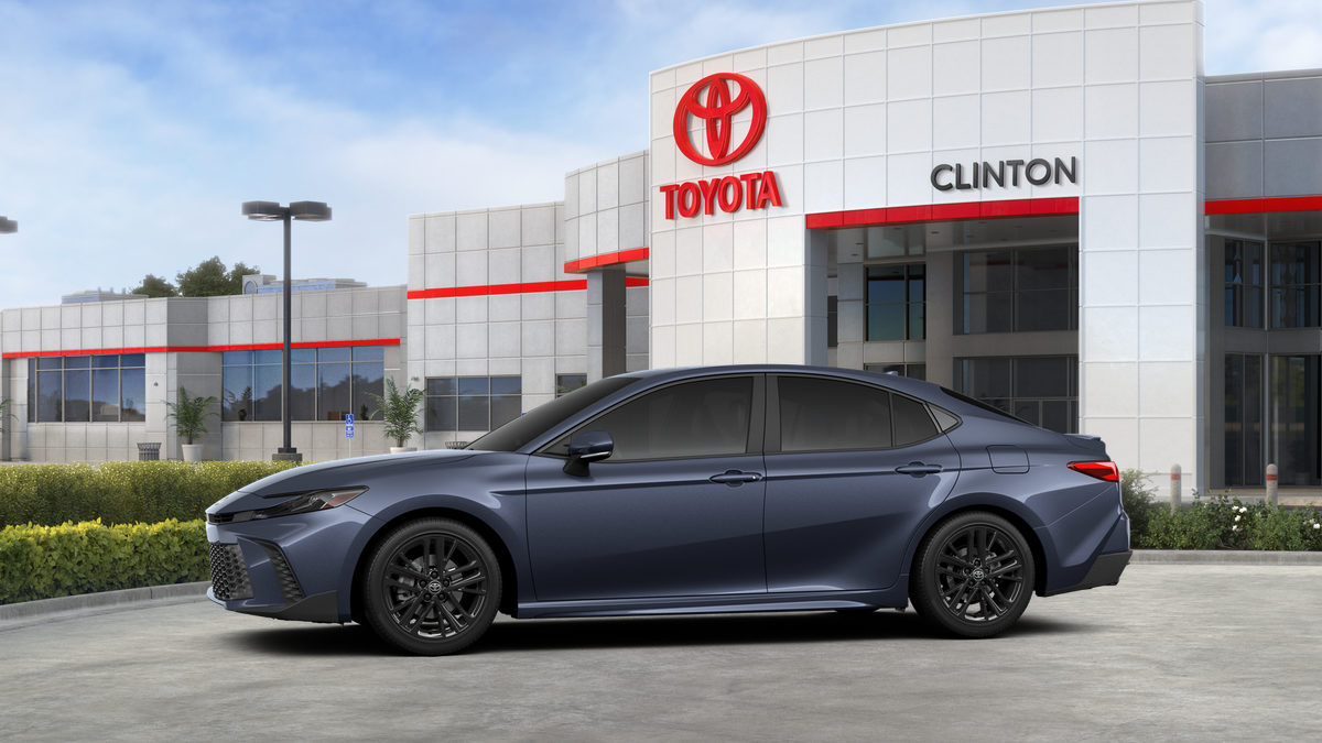 2026 Toyota Camry SE AWD