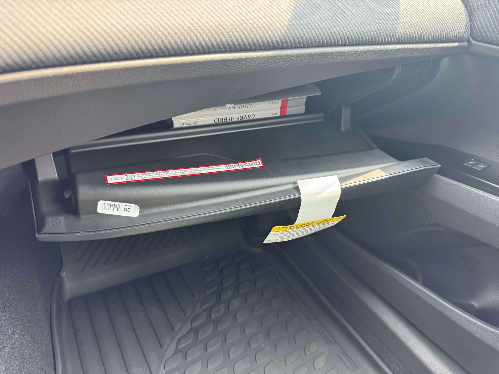 2026 Toyota Camry SE AWD