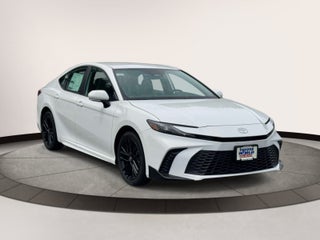 2026 Toyota Camry SE AWD