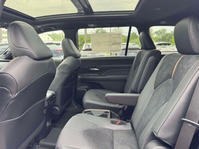 2026 Toyota Grand Highlander Hybrid MAX Platinum