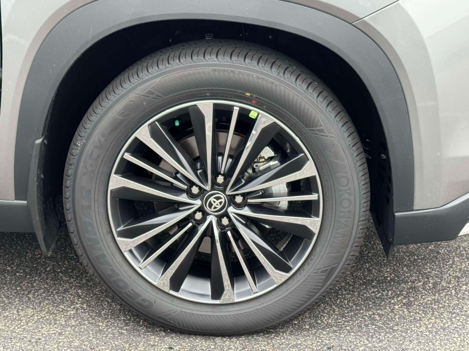 2026 Toyota Grand Highlander Hybrid MAX Platinum