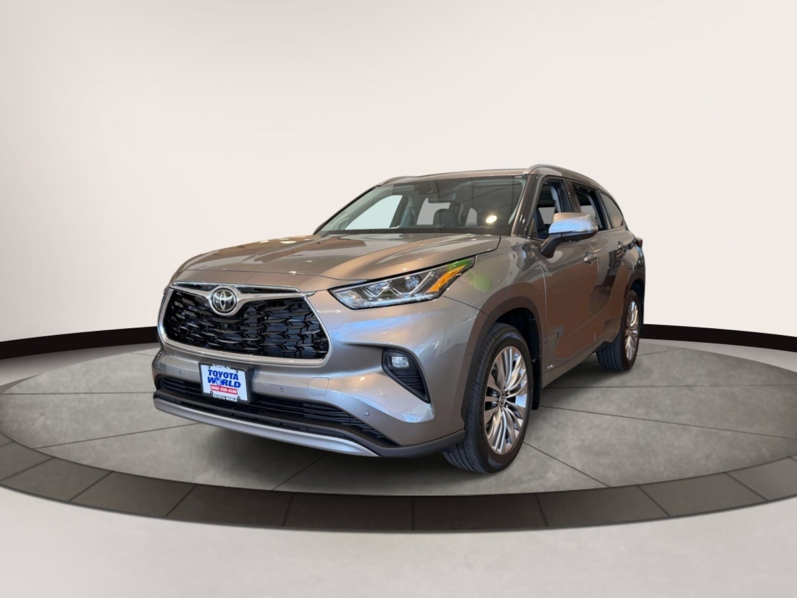 2026 Toyota Highlander Hybrid Platinum