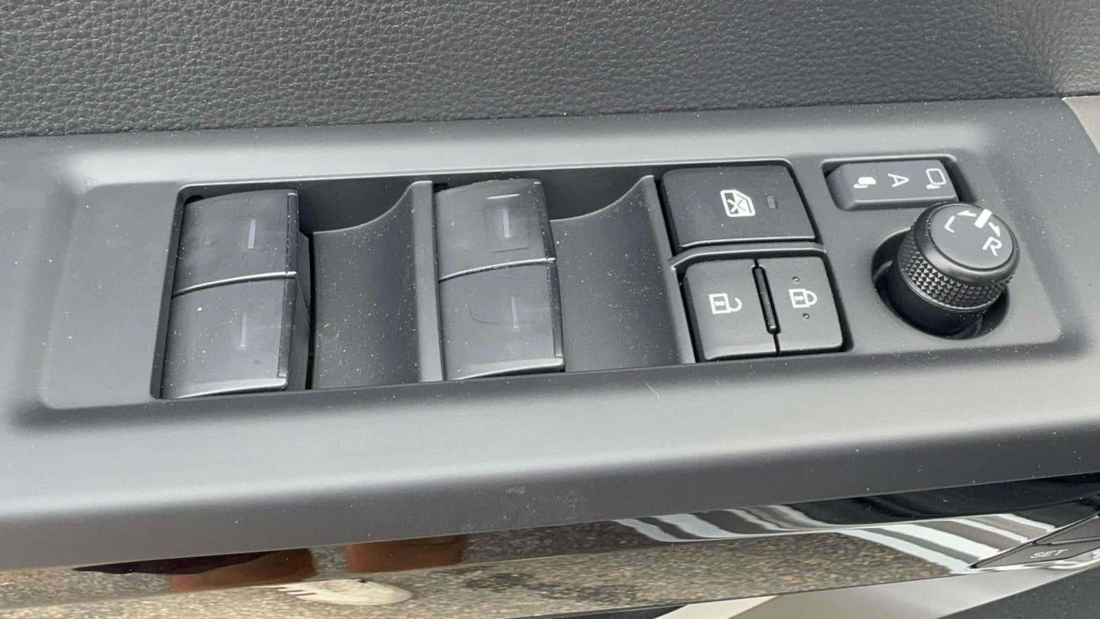 2025 Toyota Tundra i-FORCE MAX Tundra Limited