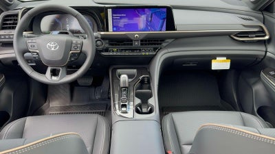 2026 Toyota Toyota Crown Signia Limited