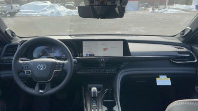 2026 Toyota Toyota Crown Signia Limited