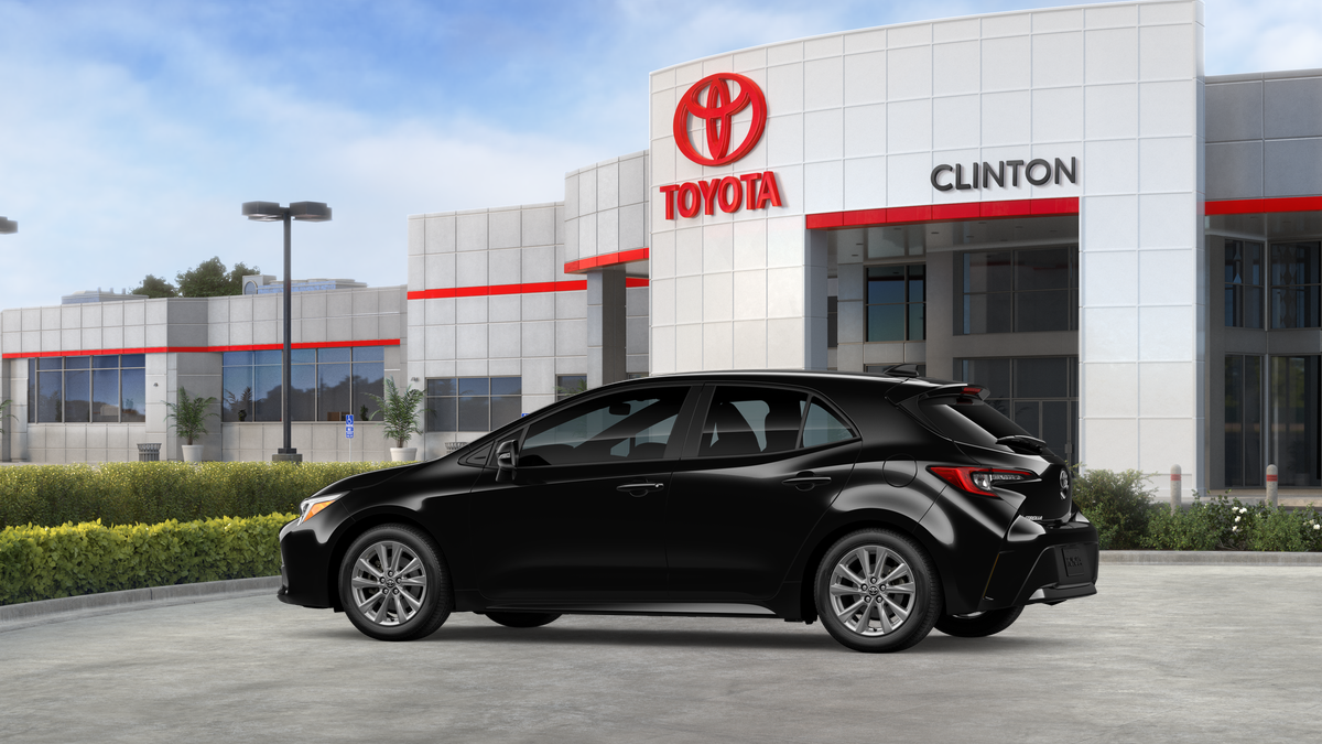 2026 Toyota Corolla Hatchback SE