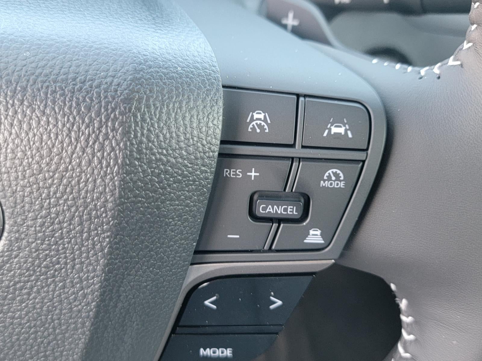 2026 Toyota Camry SE AWD