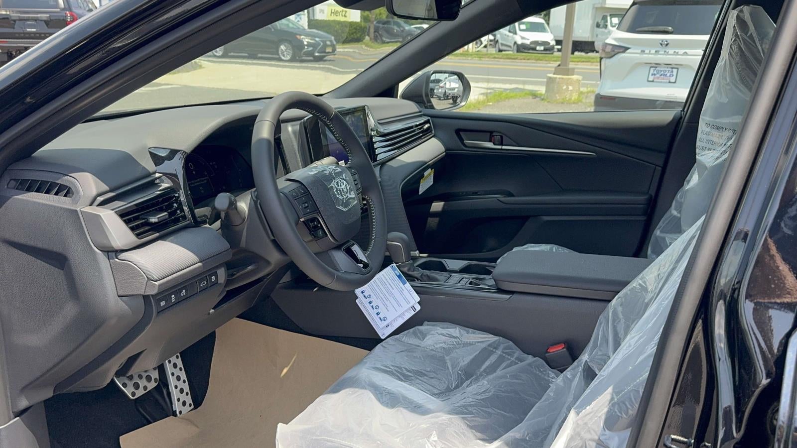 2026 Toyota Camry SE AWD