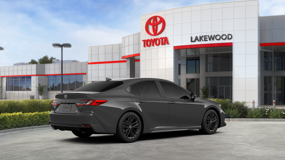 2026 Toyota Camry SE AWD