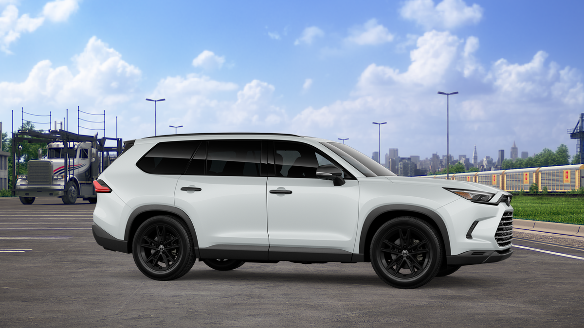 2026 Toyota Grand Highlander Hybrid Nightshade