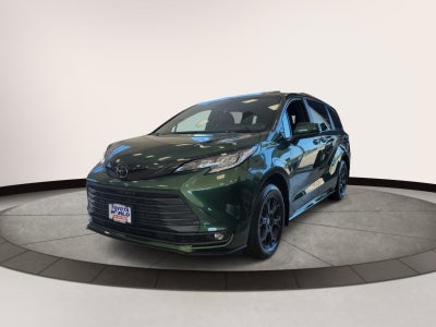 2026 Toyota Sienna Woodland Edition