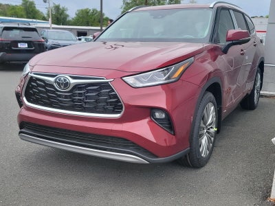2026 Toyota Highlander Hybrid Platinum