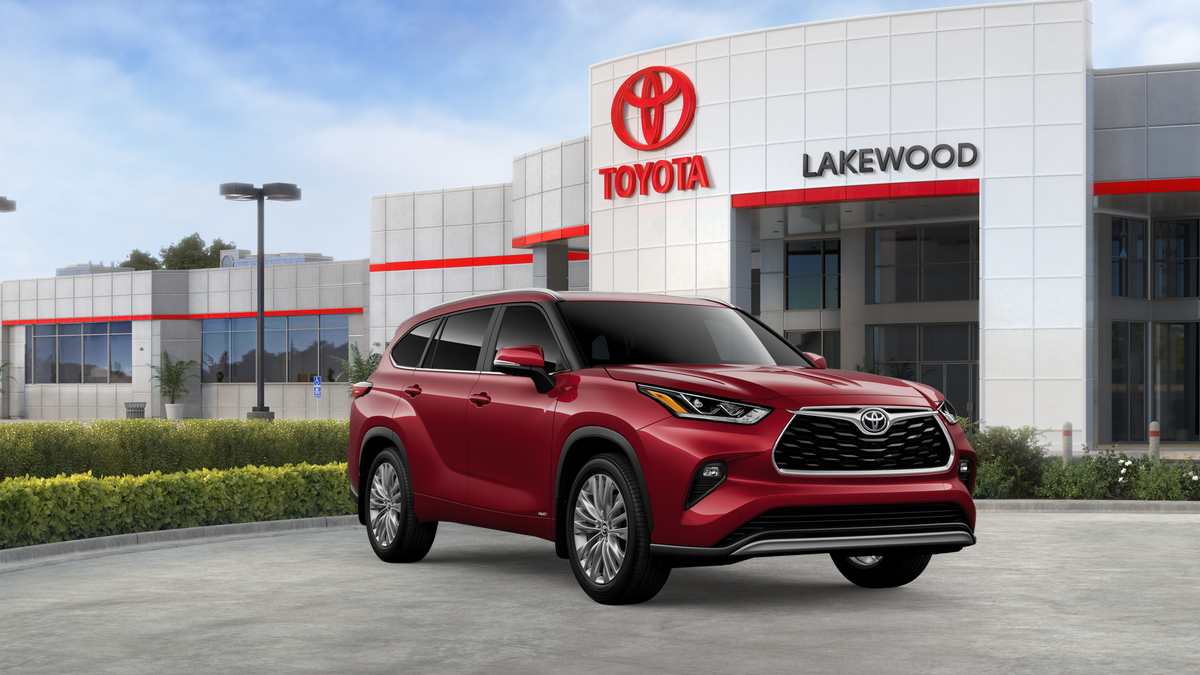 2026 Toyota Highlander Hybrid Platinum