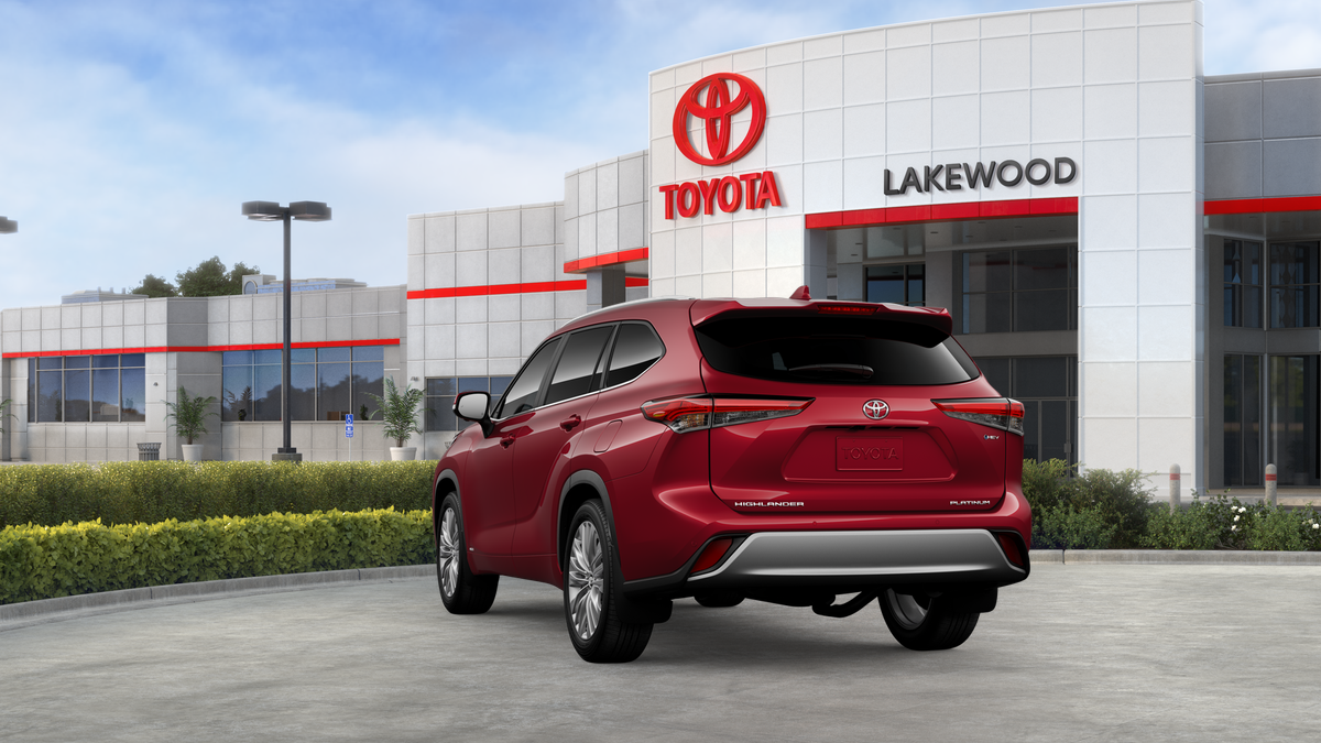 2026 Toyota Highlander Hybrid Platinum