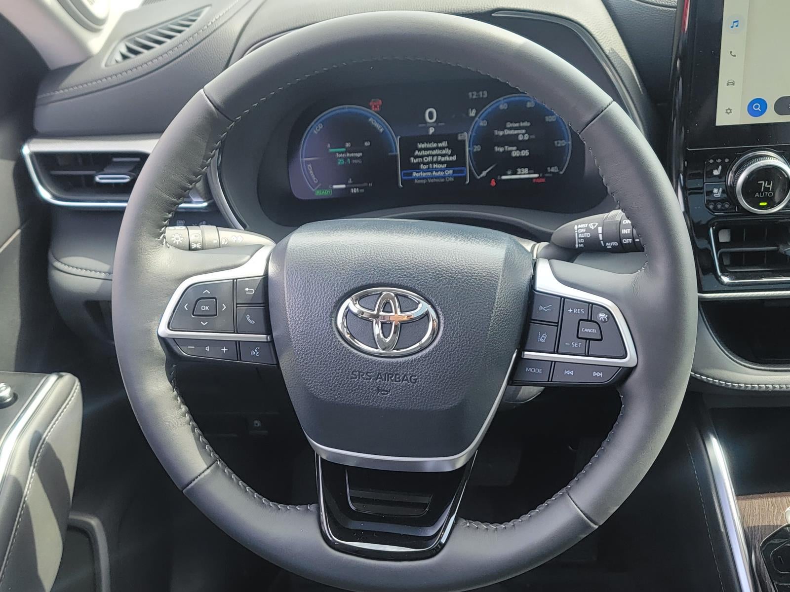 2026 Toyota Highlander Hybrid Platinum