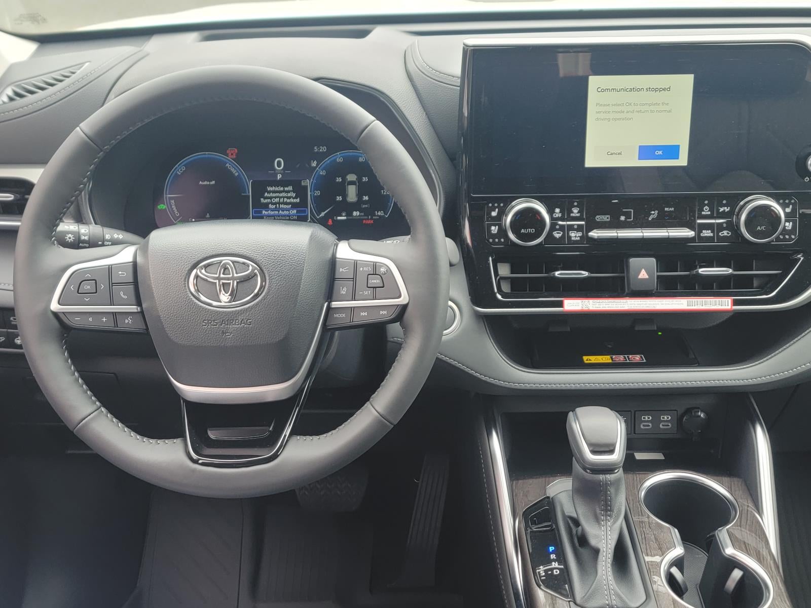 2026 Toyota Highlander Hybrid Platinum