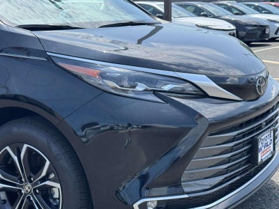 2026 Toyota Sienna Platinum