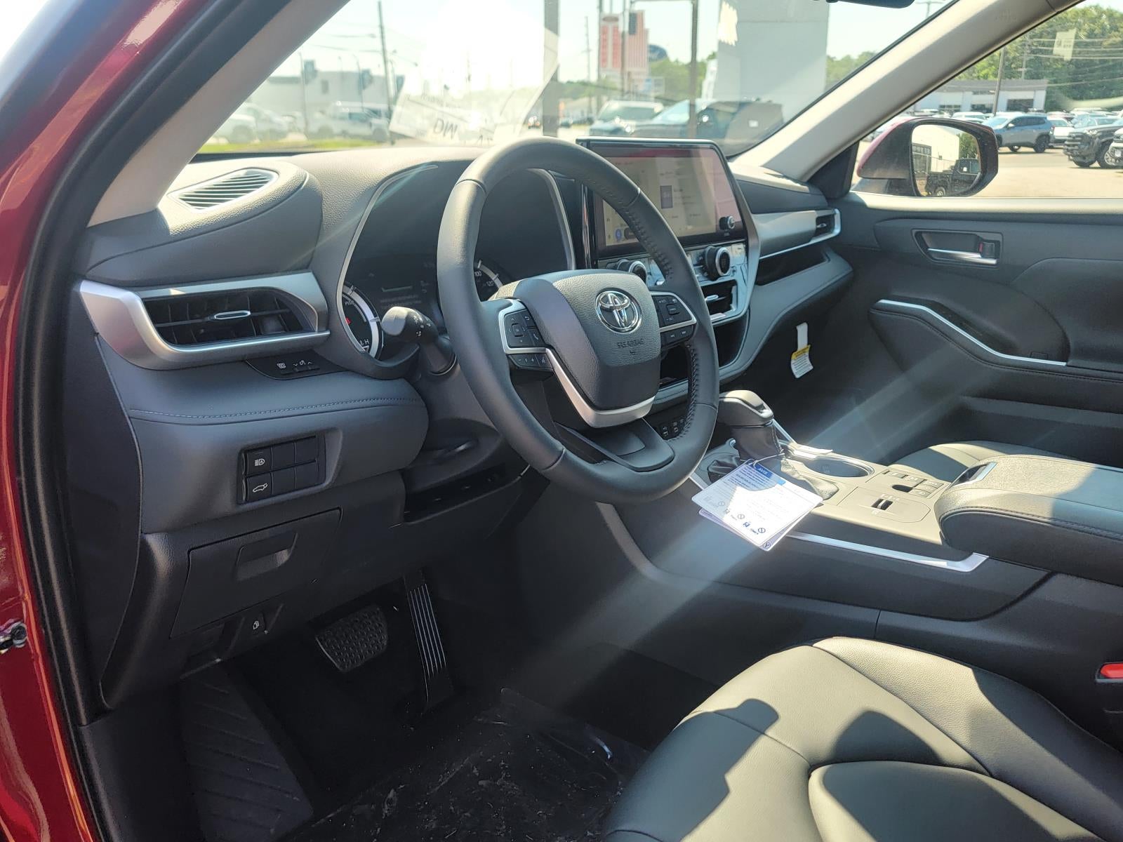 2026 Toyota Highlander Hybrid XLE