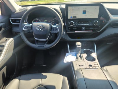 2026 Toyota Highlander Hybrid XLE